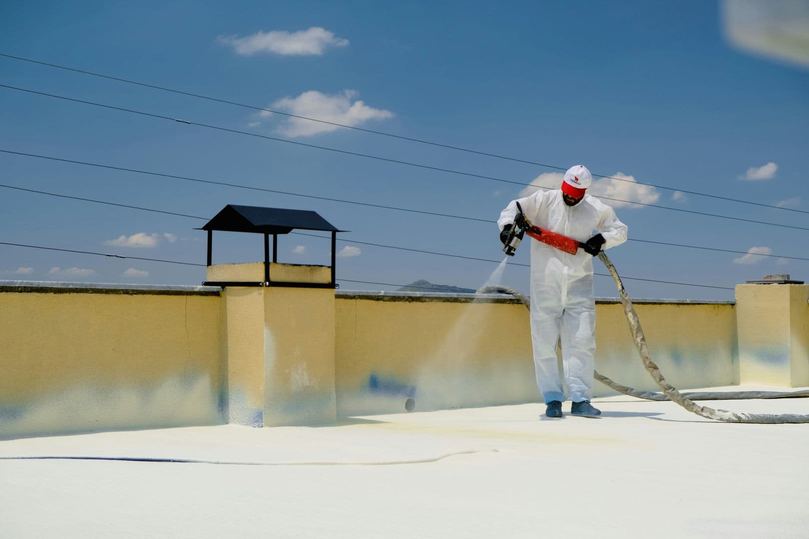 Facebook Ads for Roof Coating Contractors: How to Generate More Qualified Leads in 2026